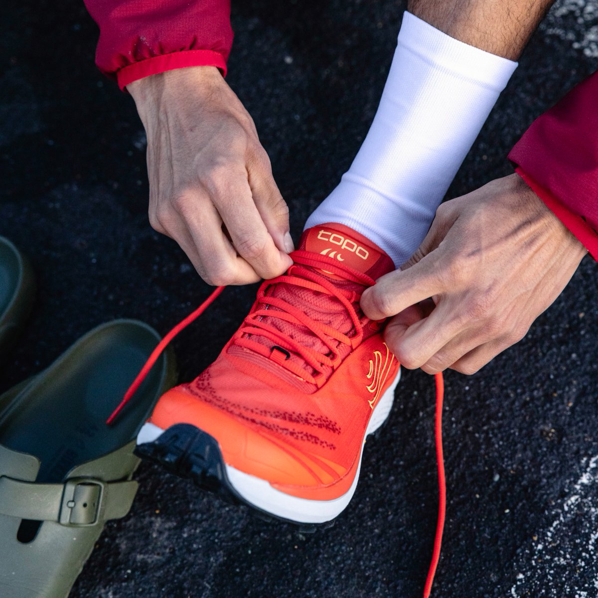 As temperatures drop, our trail shoes are seeing a lot of action. Topo trail shoes feature Vibram® outsoles for superior traction on slick and snow covered terrain.

Shop the link in our bio.