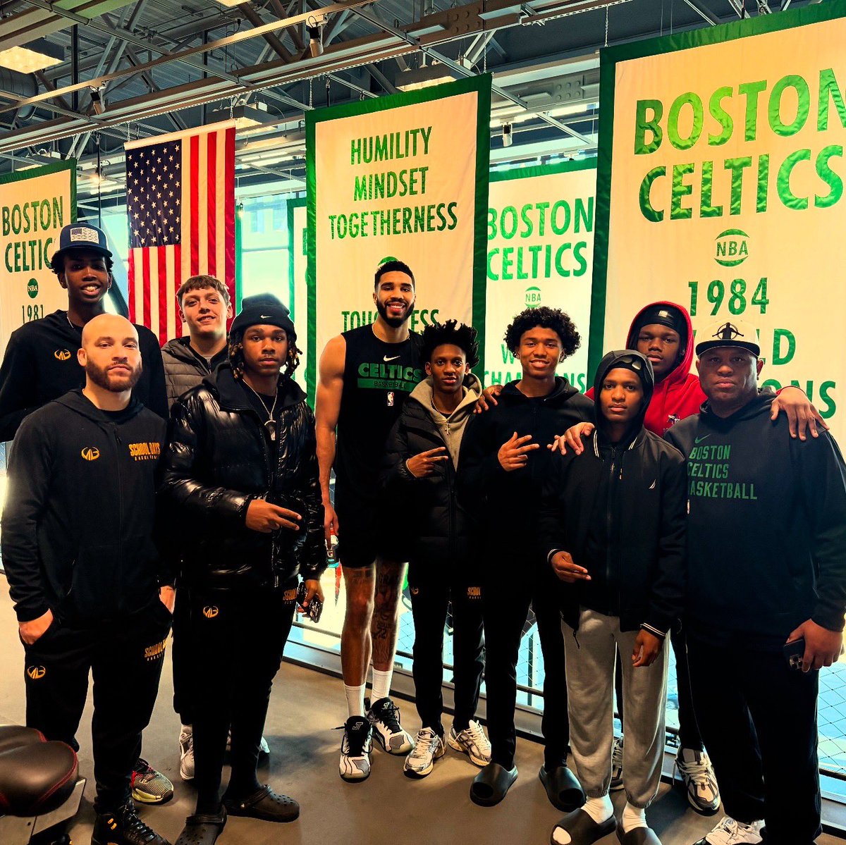 SDFbasketball's tweet image. ‘Exposure Trip’ with some of the School Days Kids! The School Days Foundation, @Ericthomasbtc & @celtics .. thank you for such an amazing opportunity & experience!! 🙌🏼🙌🏼🙏🏼🙏🏼