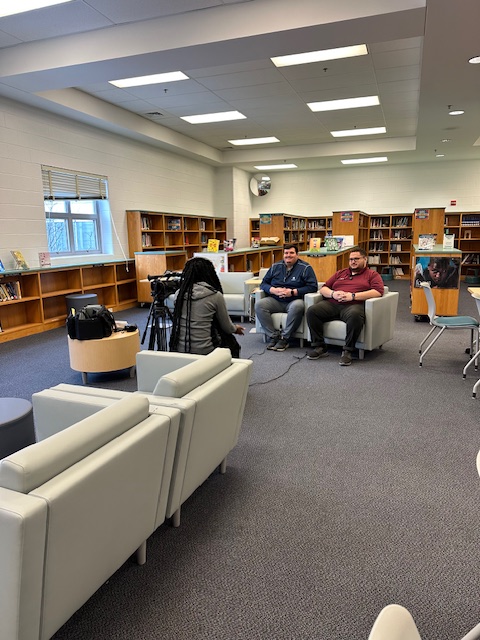 JFKAcademies's tweet image. Award winning Broadcast Journalism senior Esther showcasing her skills by interviewing former Cavs for the Hall of Fame event in February