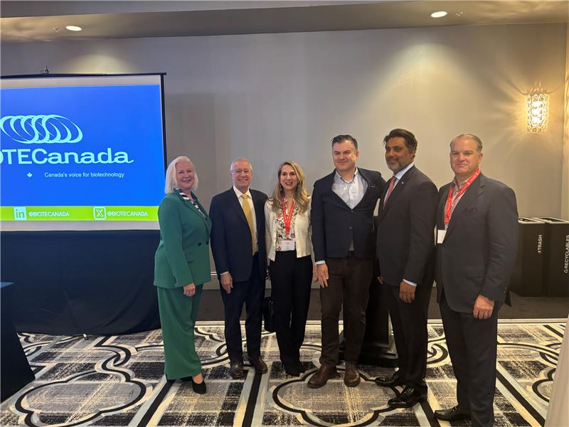 CanCGSF's tweet photo. CG @RanaSarkar_ kicked off our programming during #JPM2025 HealthCare Week, welcoming Canadian #biotech companies to San Francisco for the #biotechshowcase with @BIOTECanada President and CEO Wendy Zatylny.
#JPMWeek #JPM25 #BioWeekSF https://t.co/0WPYGdKTT7
