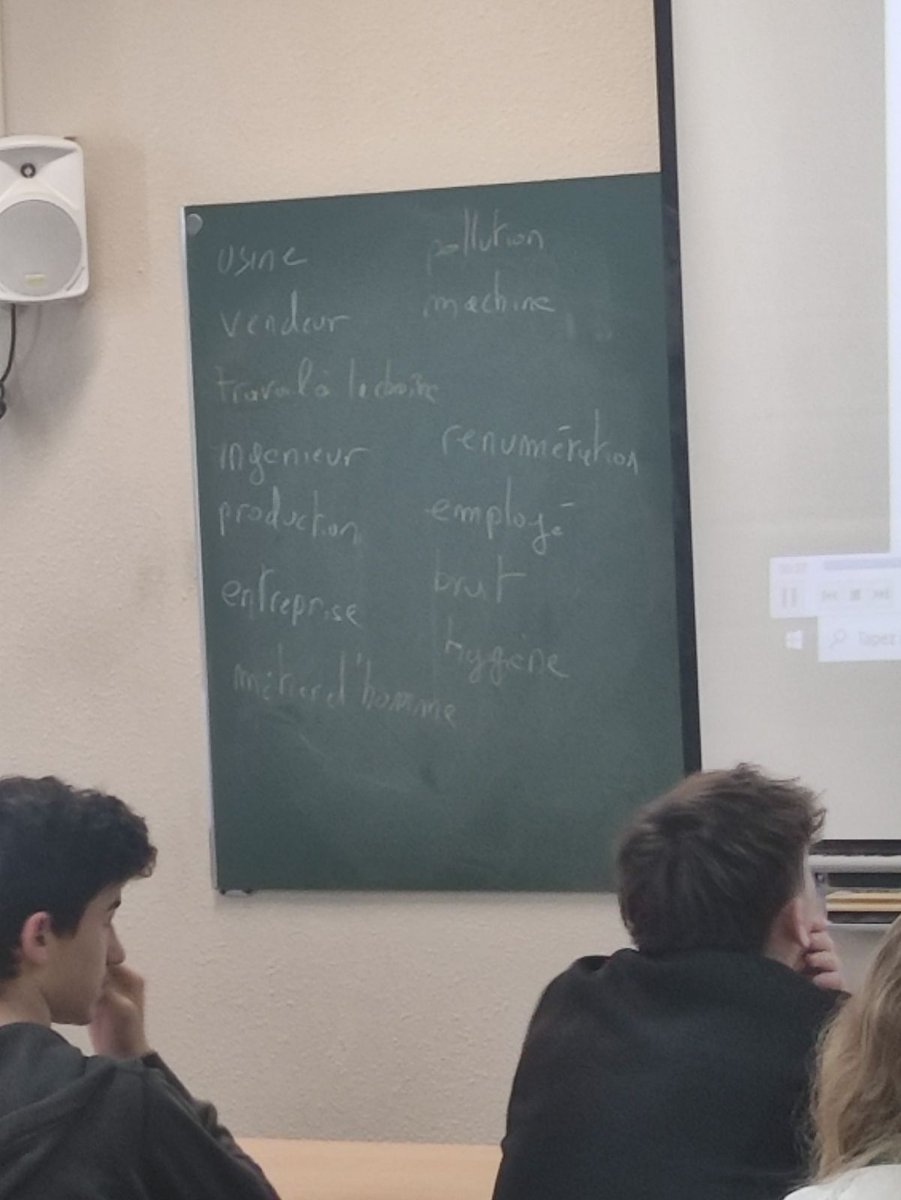 BlaisePascalLon's tweet photo. Notre DDF qui intervient auprès des élèves de 2nde en accompagnement personnalisé pour effacer les clichés liés aux métiers de l'industrie. 
✅️intelligence collective 
✅️orientation éclairée 
@AcLille 
@ota_dsden62 
@dsden62 https://t.co/P501l1QQ8l