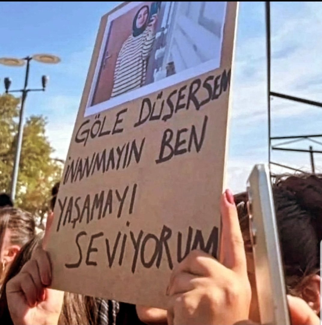 Rojin Sesleniyor !!
#RojinKabaiseSesOl