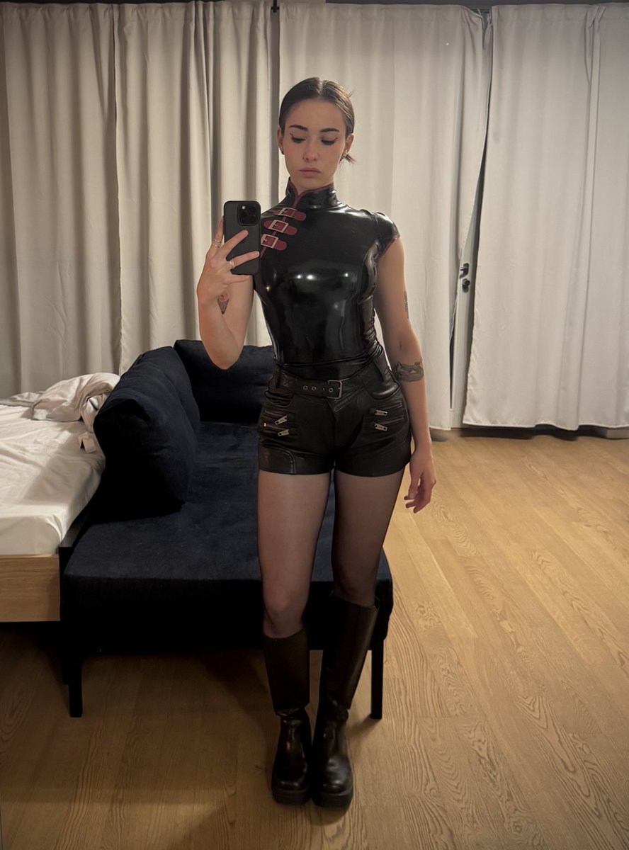 AllForAlina's tweet image. Shiny