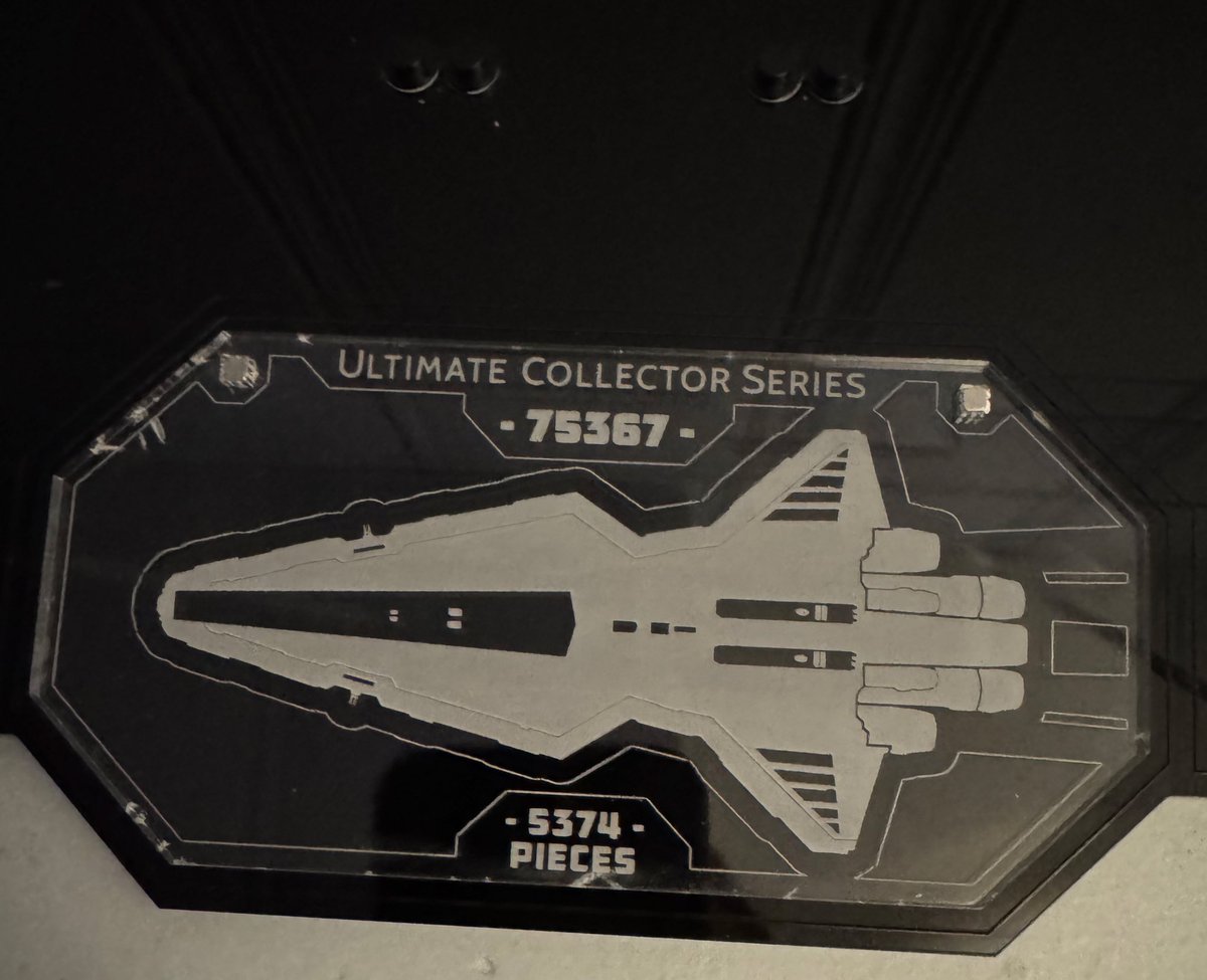 VaughnDieseI's tweet photo. Final look on the stand! The info plaque that came with the display arrived damaged so hopefully Wicked Brick sends a new one soon https://t.co/IH1G1qjwcH