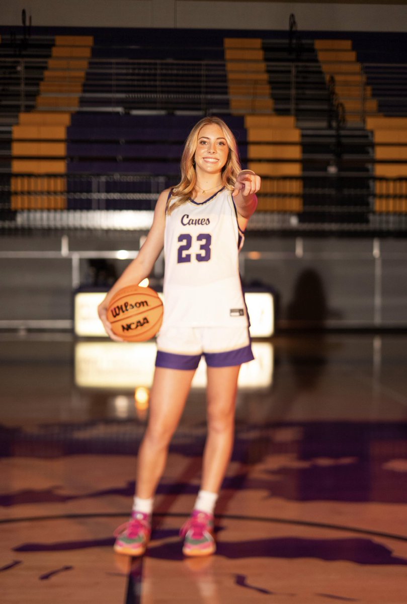 Happy belated birthday (January 12th) to freshman power forward, Blakely Morris!