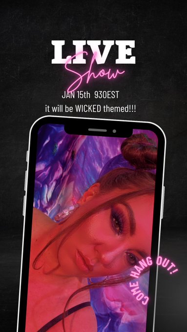 Watch Maddy O'Reilly's leaked NSFW photo on TwXstars