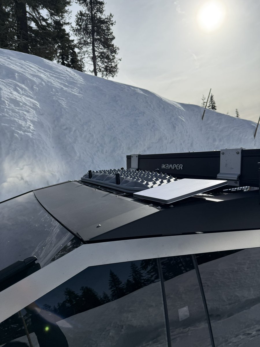 affinity892's tweet image. We&apos;re in the middle of nowhere with zero signal, but thanks to the @Starlink Mini mounted on the @Cybertruck, I can still post on X.