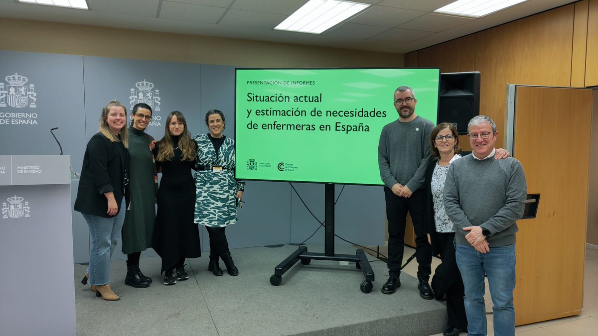 Hoy hemos presentado 2 informes que analizan la situación actual de las enfermeras en España haciendo una estimación de las necesidades q tenemos y tendremos de profesionales y un análisis de las opiniones de la encuesta que enviamos en el mes de mayo con + de 55.000 respuestas