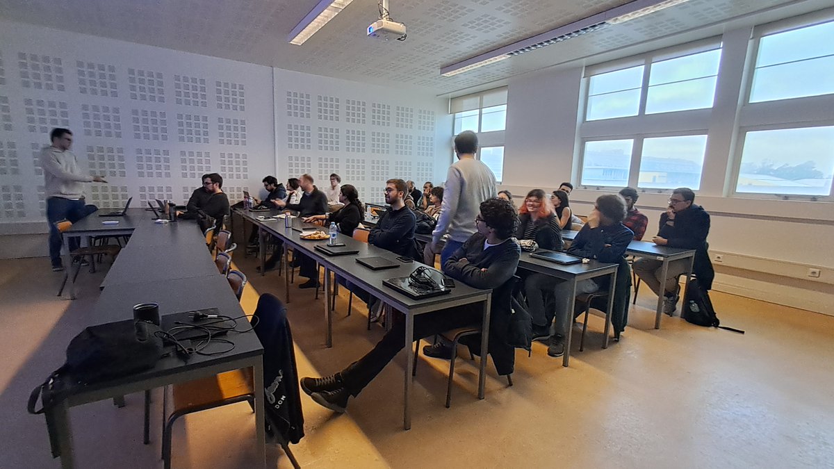 Our annual strategy meeting took place last week with a morning full of discussions, retrospection, planning, and optimism; and an afternoon dedicated to presentations by junior researchers - techandpeople.github.io <a href="/lasige/">LASIGE</a> @FC_UL