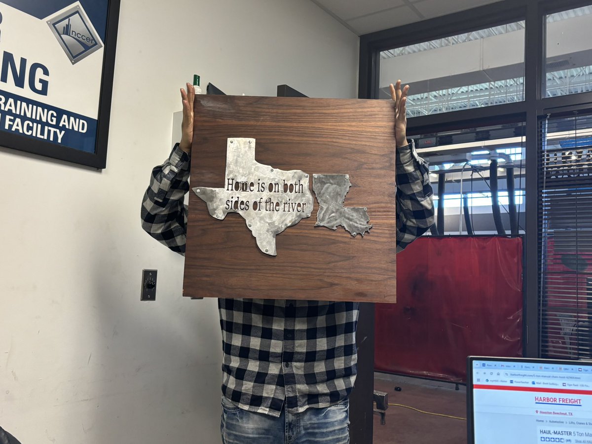 WisdomHSWelding's tweet image. We make things. #CustomFabrication #welding #plasma @MillerWelders @DEWALTtough @HISDCTEadvisors @TheDreamTeamWHS @Wisdom_HS_HISD @WisdomHSMedia