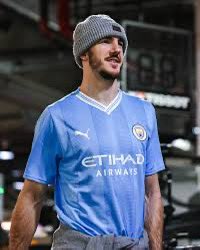 If the hardcore band’s vocalist looks like this, then you are about to die in that pit