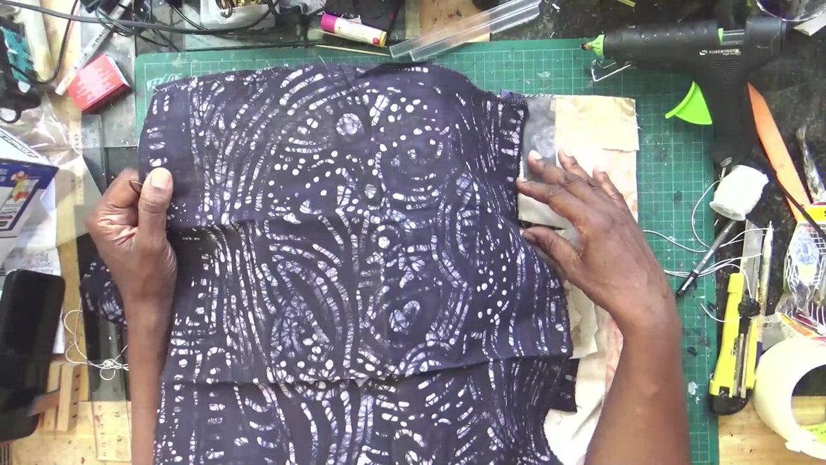 Realityarts's tweet photo. Material Musings, Fabric Inspirations and Kawandi
Come and check out the latest post 

#fabricart #creativity #mixedmediaartist #fabricinspiration

https://t.co/kuhyOPD57I https://t.co/S3uq7yZbfP