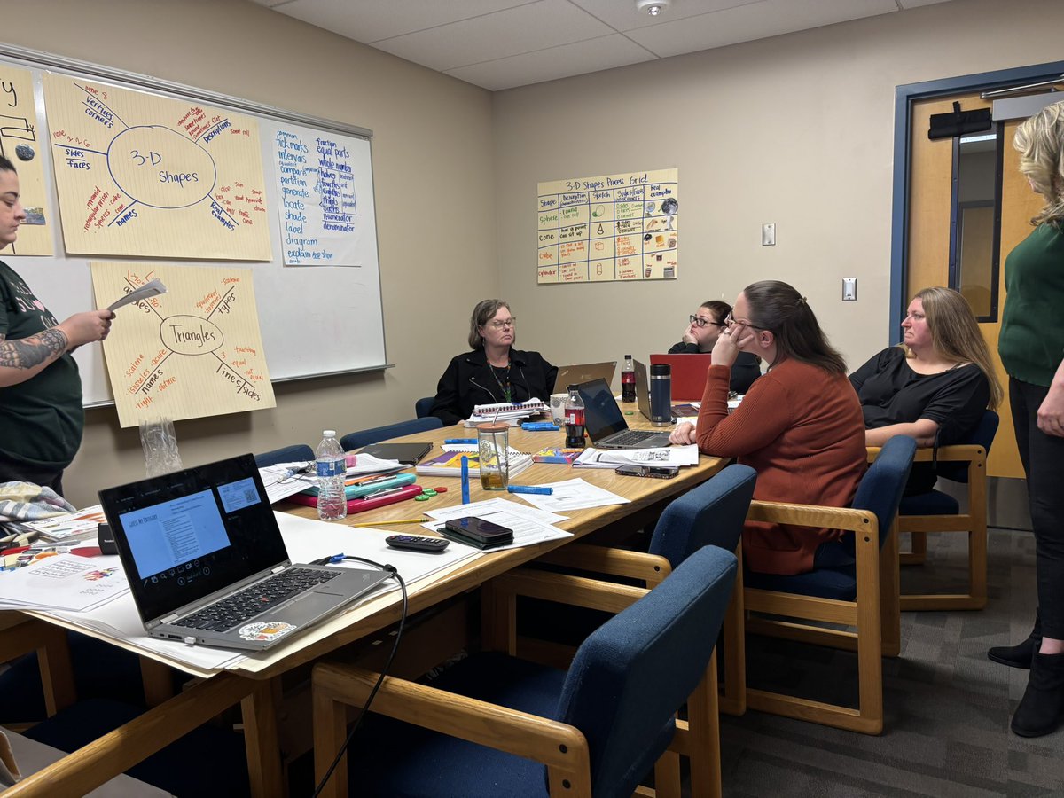 3rd grade HPT - adding new GLAD strategies to the tool box. SFE coaches are all over supporting teachers! <a href="/EPS_Region2/">Dr. Pete Misner</a> <a href="/DrIanBSaltzman/">Dr. Ian B. Saltzman</a> <a href="/EverettSchools/">Everett Public Schools.WA</a>