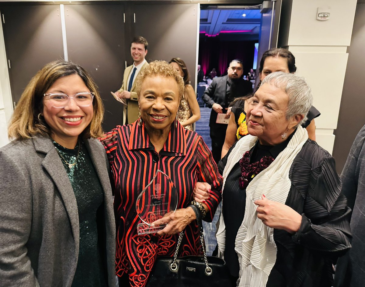 Ana Vasudeo tweet media