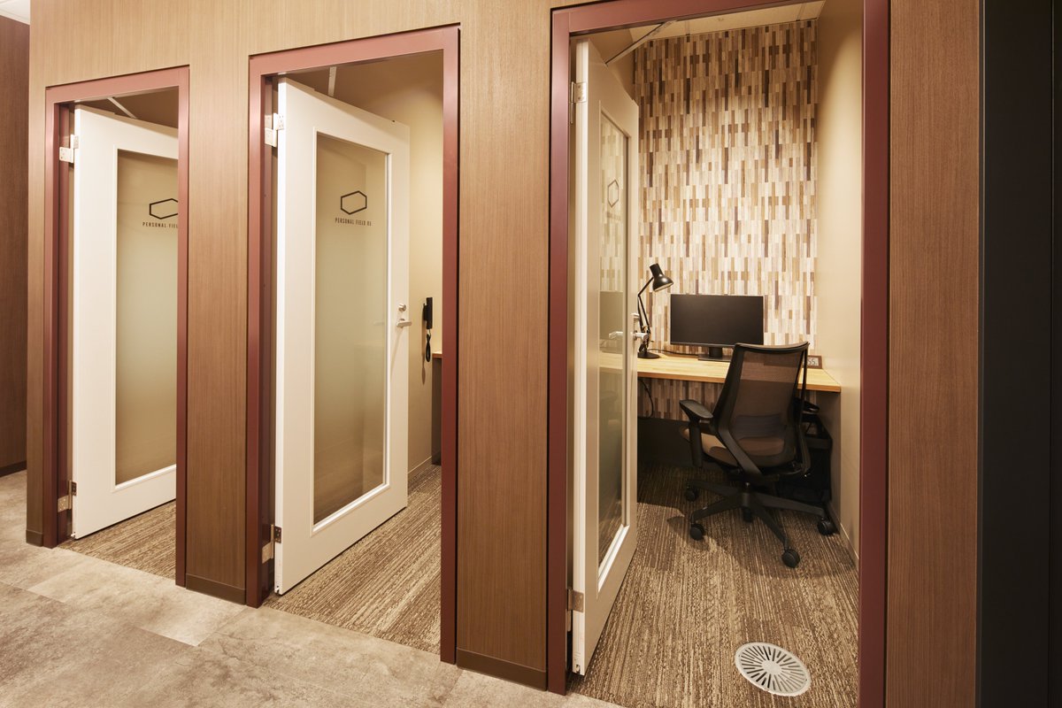 officeand_livex's tweet image. ✍️コラム記事紹介
【#WORKSTYLING】

◎セミナーやワークショップなどを通じて新たな出会いを提供するブランド🙌
◎全国150か所以上の拠点あり🙆‍♀️

\コラム記事はこちらから✅/
livex-inc.com/office_and/ren…

\拠点一覧はこちらから👇/
livex-inc.com/new-office-sty…