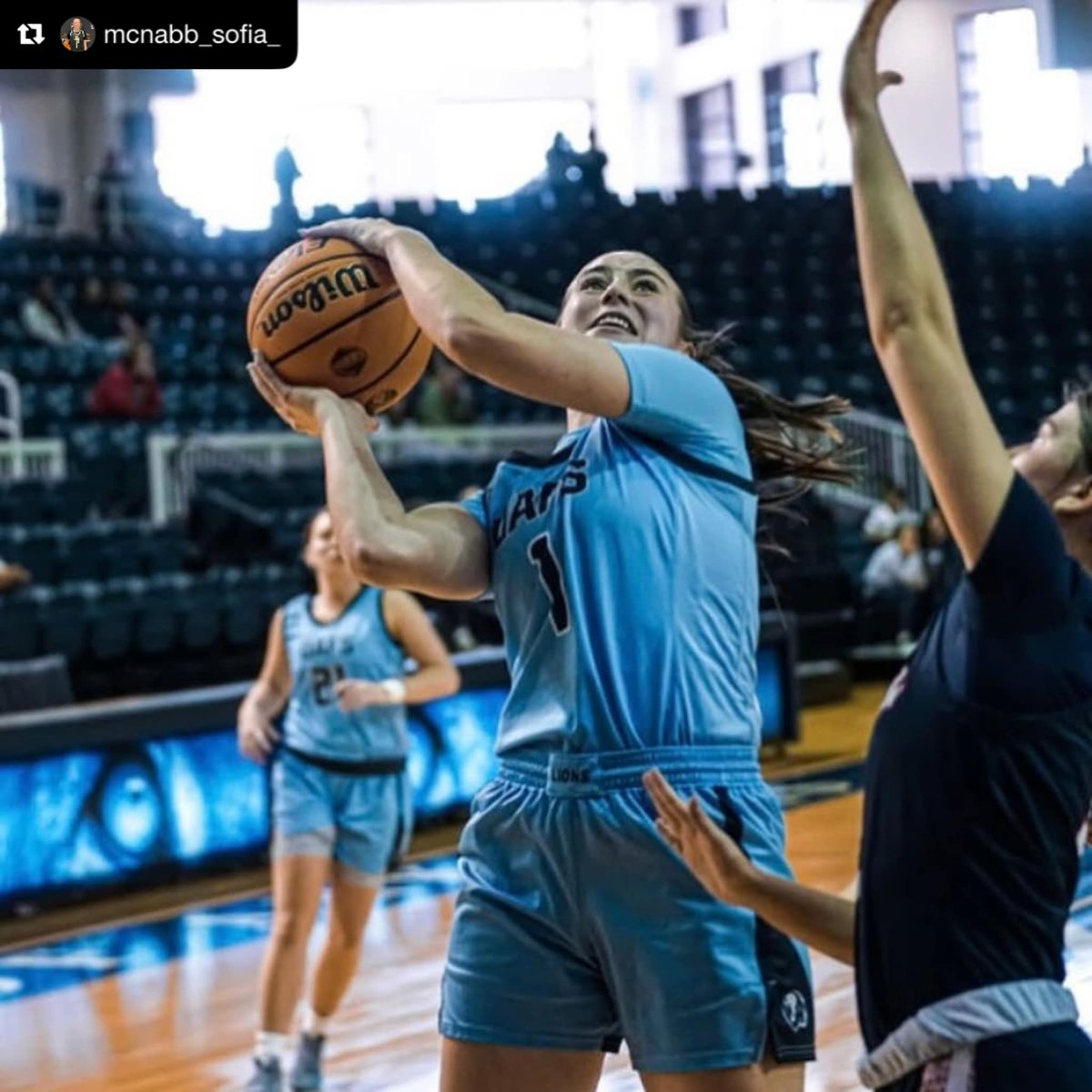 mcnabb_sofia's tweet image. First semester is in the books and looking forward to a strong finish to my freshman year.  
@UAFSSports