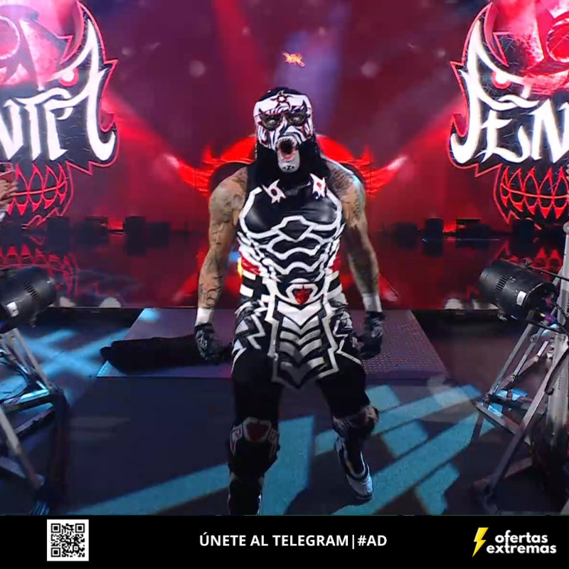 porktendencia's tweet photo. "Penta":
Por su debut en #WWERaw. https://t.co/2zNhXf1HAy