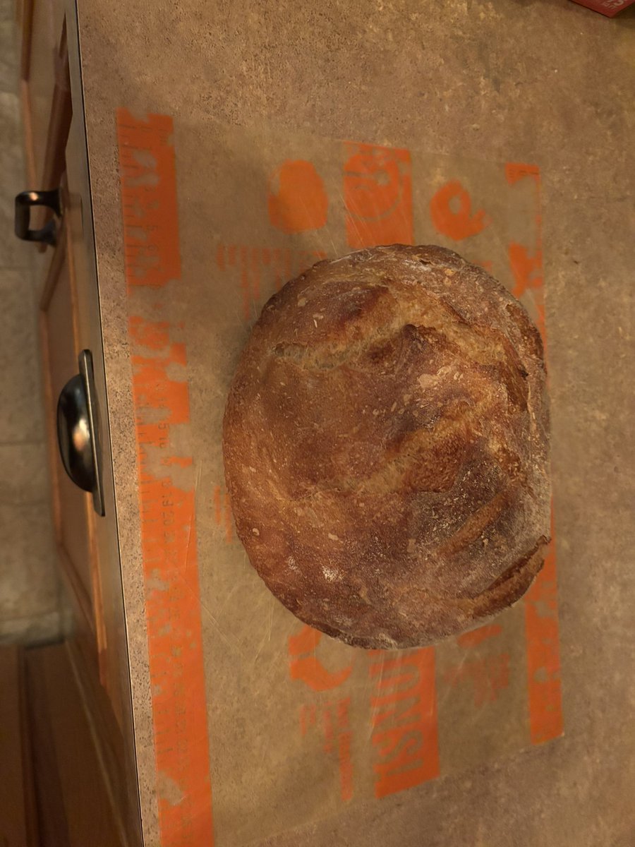 AaronSouzaTech's tweet photo. Teachers are doing the hard work at school, so it’s rewarding to help give them fuel for the day.  Bread with olive oil and Parmesan cheese is a big hit. I forgot to take a picture of the second loaf. @Minooka201 https://t.co/aJpz2ICgwX