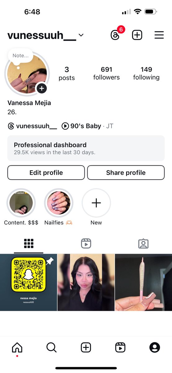 Show me love on iG 🎀✨