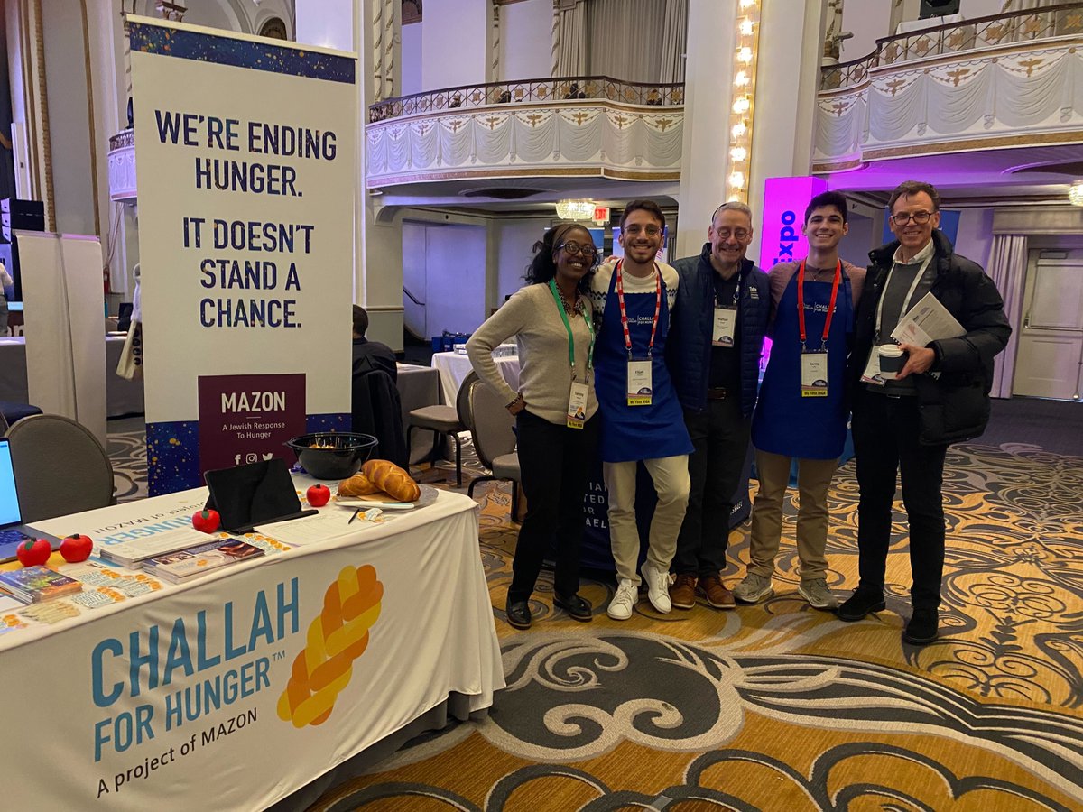 Last month, our team was honored to attend the <a href="/HillelIntl/">Hillel</a> General Assembly, where we were joined by our incredible #ChallahforHunger team from Tufts University! Read more about our time in Boston with these remarkable student leaders ➡️ loom.ly/JAyJv8I