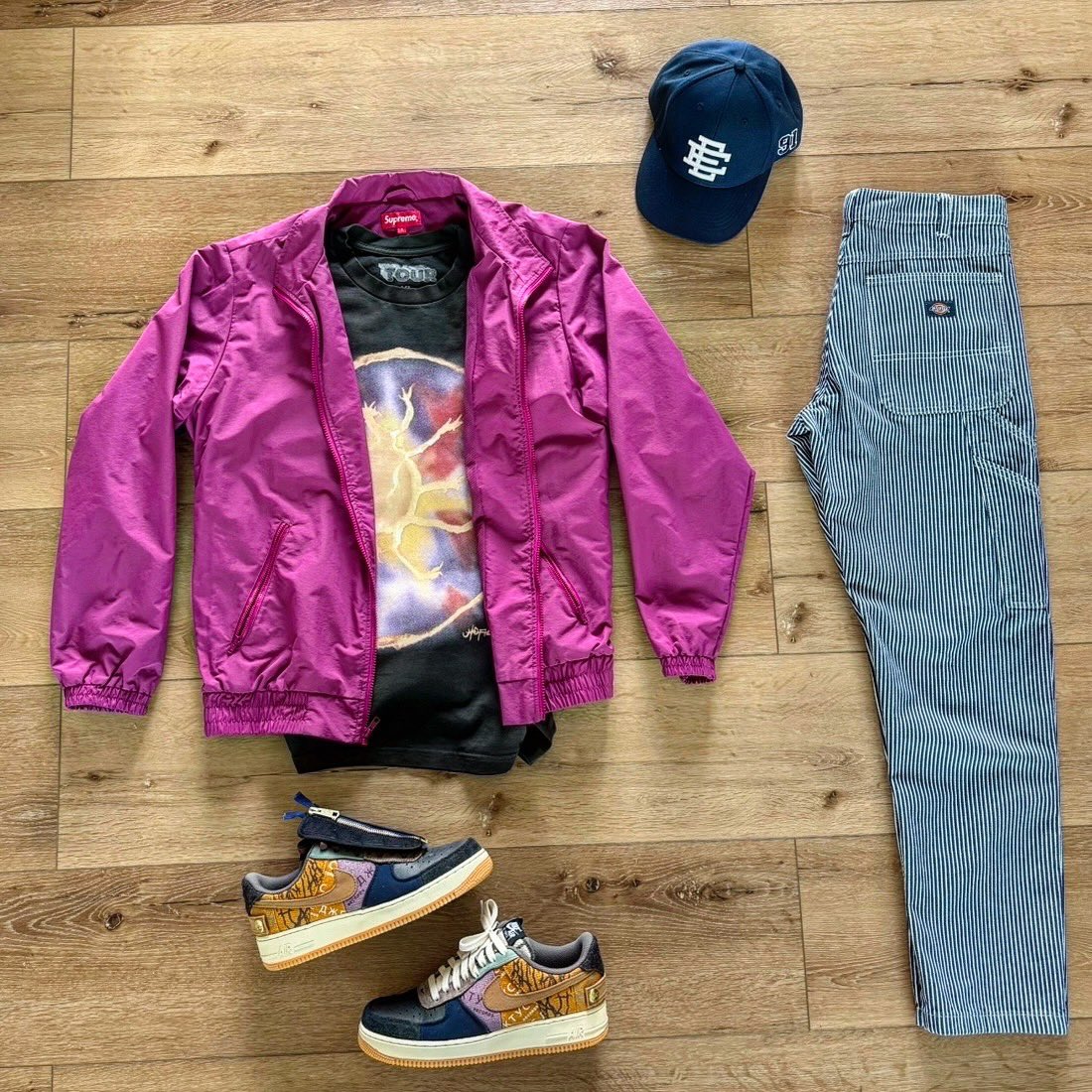 iAmTMCII's tweet photo. What y’all rocking today 
@outfitgrid #outfitgrid 
🧢#EricEmanuelCap
👕#TravisScottTee
🧥#SupremeJacket
👖#DickiesPants
👟#AirForce1TravisScott https://t.co/UkgjTpWVu6