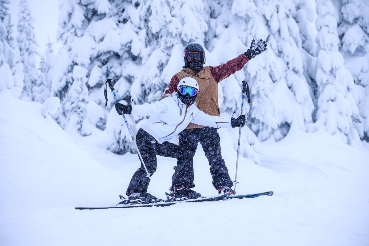 🎿 Know a student in the Okanagan who loves shredding the slopes? The Student Powder Card is back with BIG savings—but only until Jan 31 at 8 PM! ⏳ Bring your docs, buy in person, and score this sweet deal. More info 👉 bit.ly/47fLeLW

#skibigwhite #UBCO #studentlife