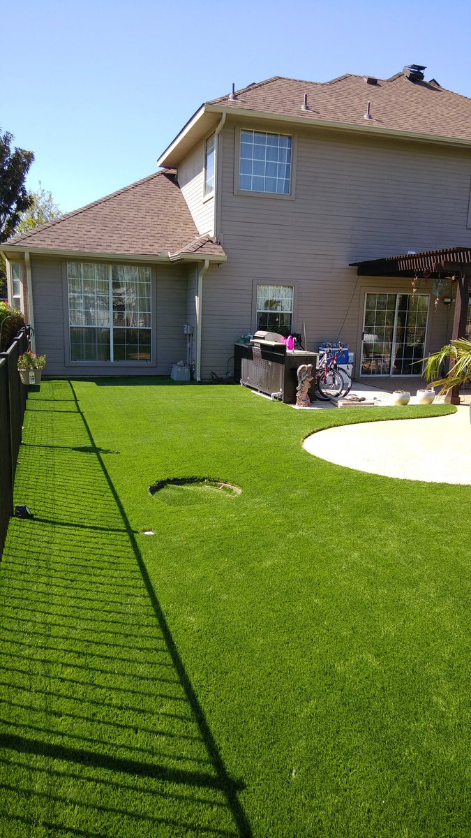 PurchaseGreen's tweet photo. Love the variety of presentations of artificial grasses from @purchasegreendallas!

View our diverse collection of turf here: https://t.co/FRbt1PRz2Y 
•
•
•
#PurchaseGreen #Dallas #artificialgrass #DallasTX #LandscapeDesign #Texas https://t.co/gbjkmS1M5E