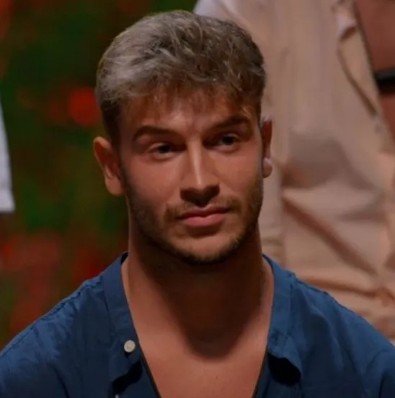 martin_existenz's tweet photo. Son 2 clones, uno en rubio y otro en moreno.
Fisicamente, gestualmente y hasta hablando. #LaIslaDeLasTentaciones2 https://t.co/00paJ2TYsH