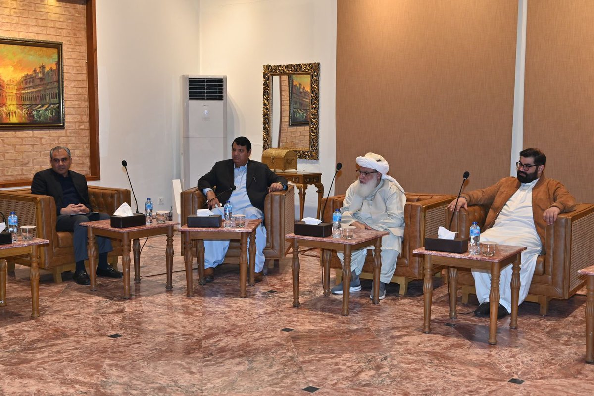 PashtunNJirga's tweet photo. The Pakistani army is once again planning for military operations In Pakhtunkhwa. Army chief general Asim  Munir today visited Peshawar and met with several party leaders. Some Pashtun parties and their leaders refused to meet the general. Last year the army was planning to start a military operation called ‘Azme-Estehkam’ (determination of strength). However, after large scale protests by Pashtuns against yet another round of these notorious operations that somehow spare the militants but completely destroy Pashtuns’ lives and livelihoods, the operation was postponed. Now that the army has arrested PTM and Pashtun National Jirga leaders, it is planning to relaunch its war for dollars. The generals see these military operations as a source of income: while on the one hand the loot Pashtuns’ resources and properties, on the other hand they take money from Western donors for supposedly fighting militancy. Ironically, in a complex parasitic symbiosis these home-grown army-nurtured militants are used as proxies to do its dirty work and then also serve as a pretext for military operations.
The first round of these military operations toke place between 2005 and 2016 which displace millions and killed > 85000 of Pashtuns, while thousands of homes, businesses, schools and other facilities were destroyed.
During the last bout of violence, the Pakistani army was arguing that that death and destruction was the price Pashtuns had to pay for cleansing the area from militants. However, shortly after the end of the last operation the army gradually allowed the militants to enter Pashtun areas and spread violence and terror. And on goes the vicious cycle of violence against Pashtuns.
Political parties and human rights organizations need to decide whether they will side with the army and its policy of never-ending war or the people.
 
#MomandPeaceMarch
#UnlawfulArrestOfMalakNaseer
#ArbitraryArrestOfHajiSamad
#StopPersecutingPashtunLeaders
#ReleaseAliWazir
#PakistanUnderMilitaryFascism
#Kurram
#Tirah
#StopPersecutingPashtuns
#WaziristanRejectsTerrorism
#StateTerrorismContinues
#StopPersecutingPTMActivists
#StateDeniesPashtunsJustice
#WeStandWith11OctJirg