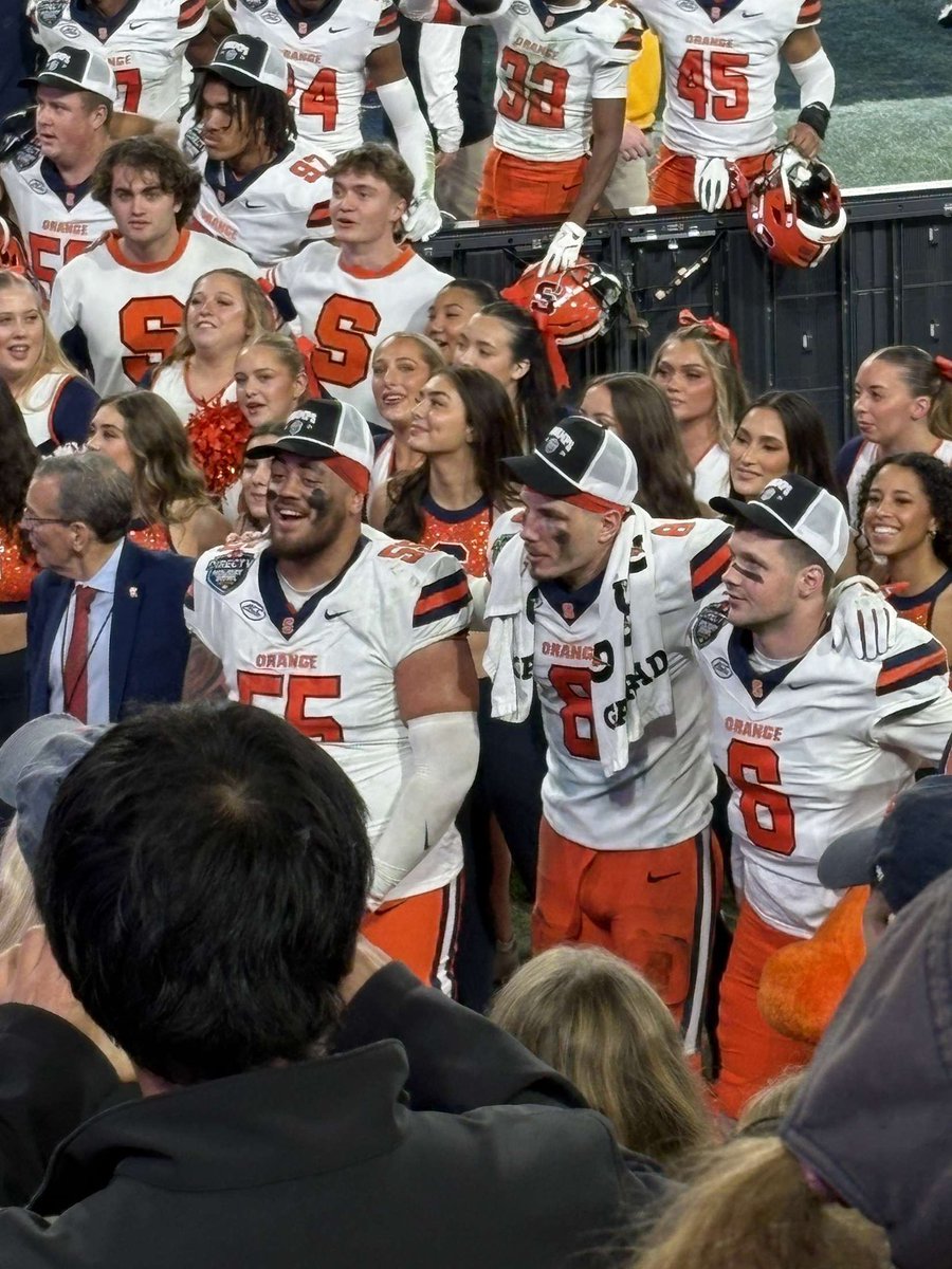 honchojosh's tweet photo. Orange Nation, thank you for the countless memories and a brotherhood that will last a lifetime. Syracuse will forever have a special place in my heart🧡~ 55 out🫶🏼
#ForeverOrange🍊 https://t.co/A5a2vZFGNl