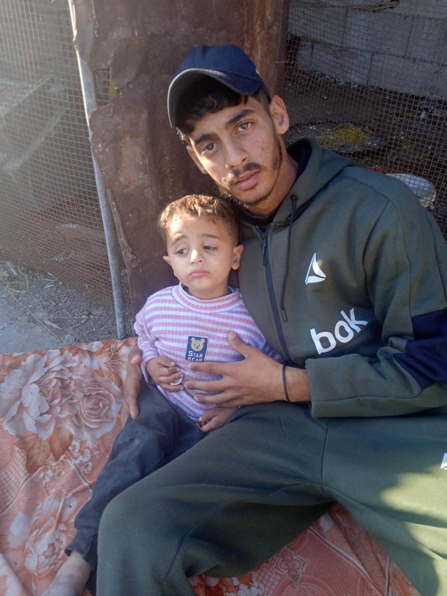 All7m_Mahmou14d's tweet photo. I ask everyone to share this post, So we reach a large number of people who can help! 
Share, donate and Reply with 🇵🇸

https://t.co/cVKuuSJ9UO https://t.co/9H3bK6VdGi