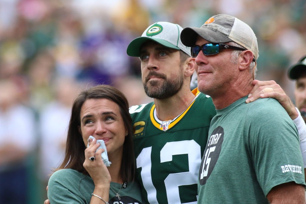 nflrums's tweet photo. Former #Packers QB Brett Favre says that #Jets Aaron Rodgers has a lot of gas in the tank.

He mentions #Vikings as a good fit next season.  Favre ended up playing for the Jets and Vikings as well. https://t.co/mypagg71fS