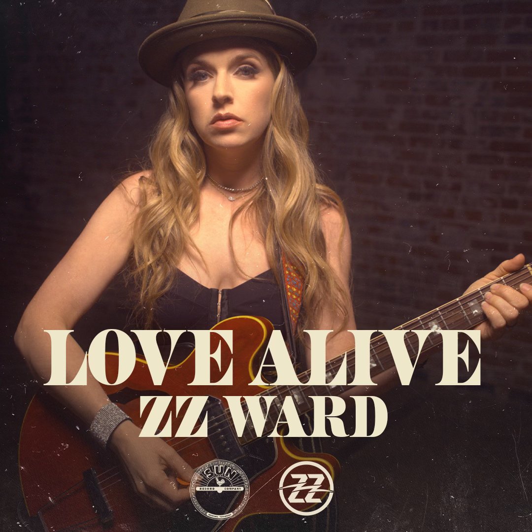 ZZWard's tweet photo. 'Love Alive" out 1/17! #dirtyshine

Pre-Save 'Love Alive' : https://t.co/pKHsAe1uHD https://t.co/pLOJoLzBsy