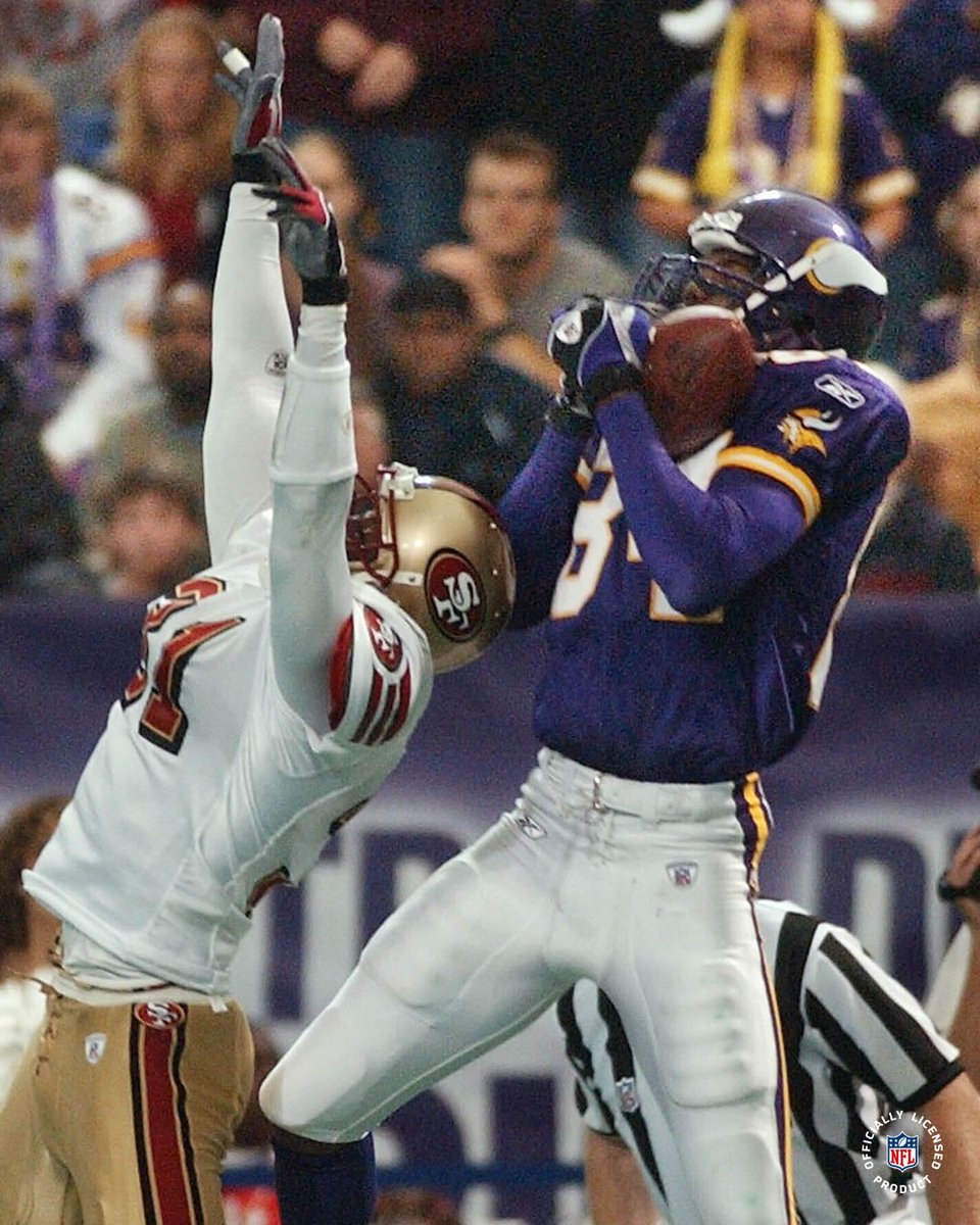 mitchell_ness's tweet photo. Showing love to 84. 

Our thoughts and prayers go out to @randygmoss, one of the greatest to ever do it.

#LetsMossCancer https://t.co/MFoE8Z9nVn
