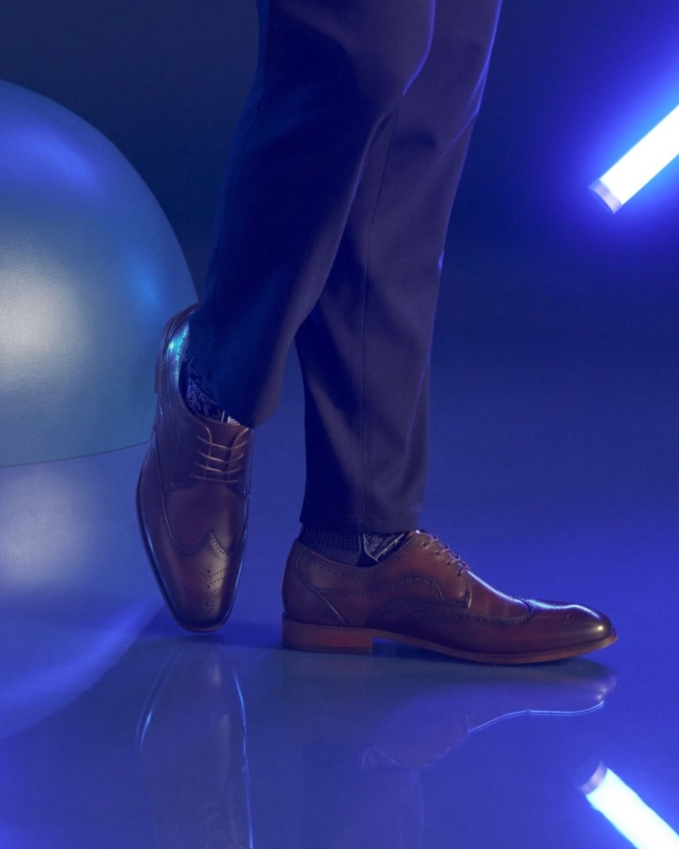For those occasions when you want to throw a little light on your classic side, our Brayden has what you're looking for.

#stacyadams #wingtip #dressyshoes