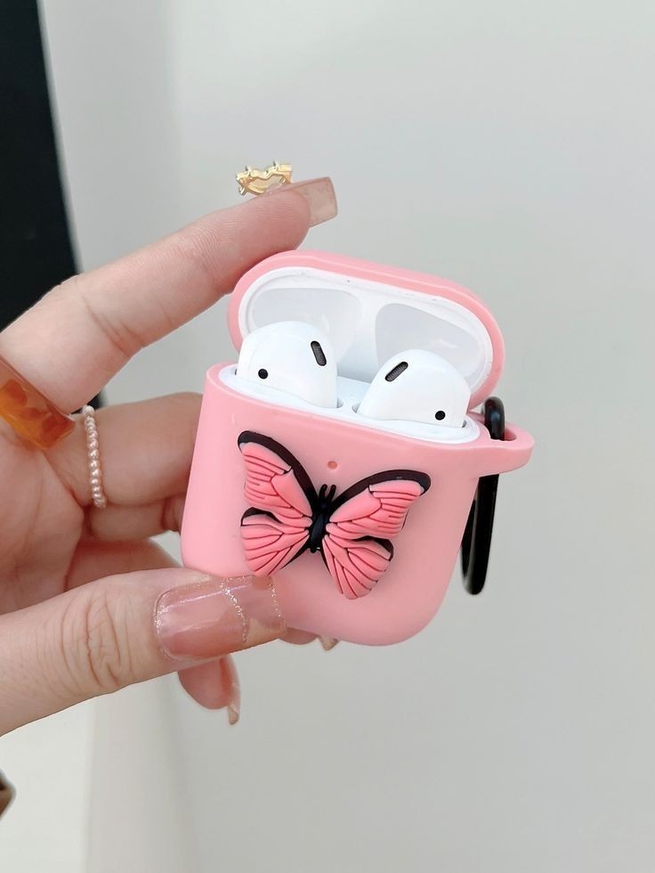 yazidcm's tweet photo. Les Airpod sont disponibles en et en détails en différentes couleurs bon prix https://t.co/v6aSD3QiHh
