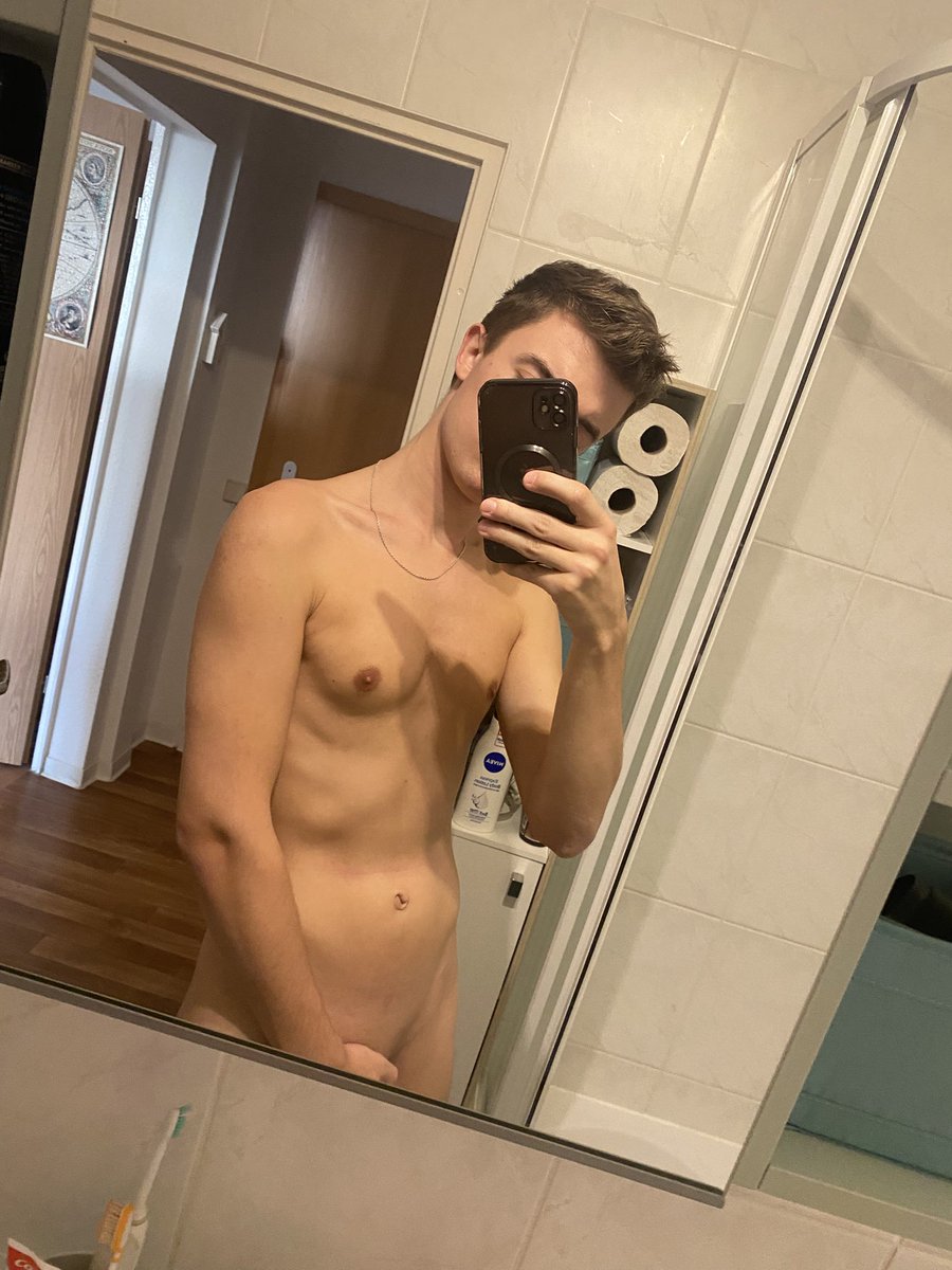 little_pup_Sky tweet media