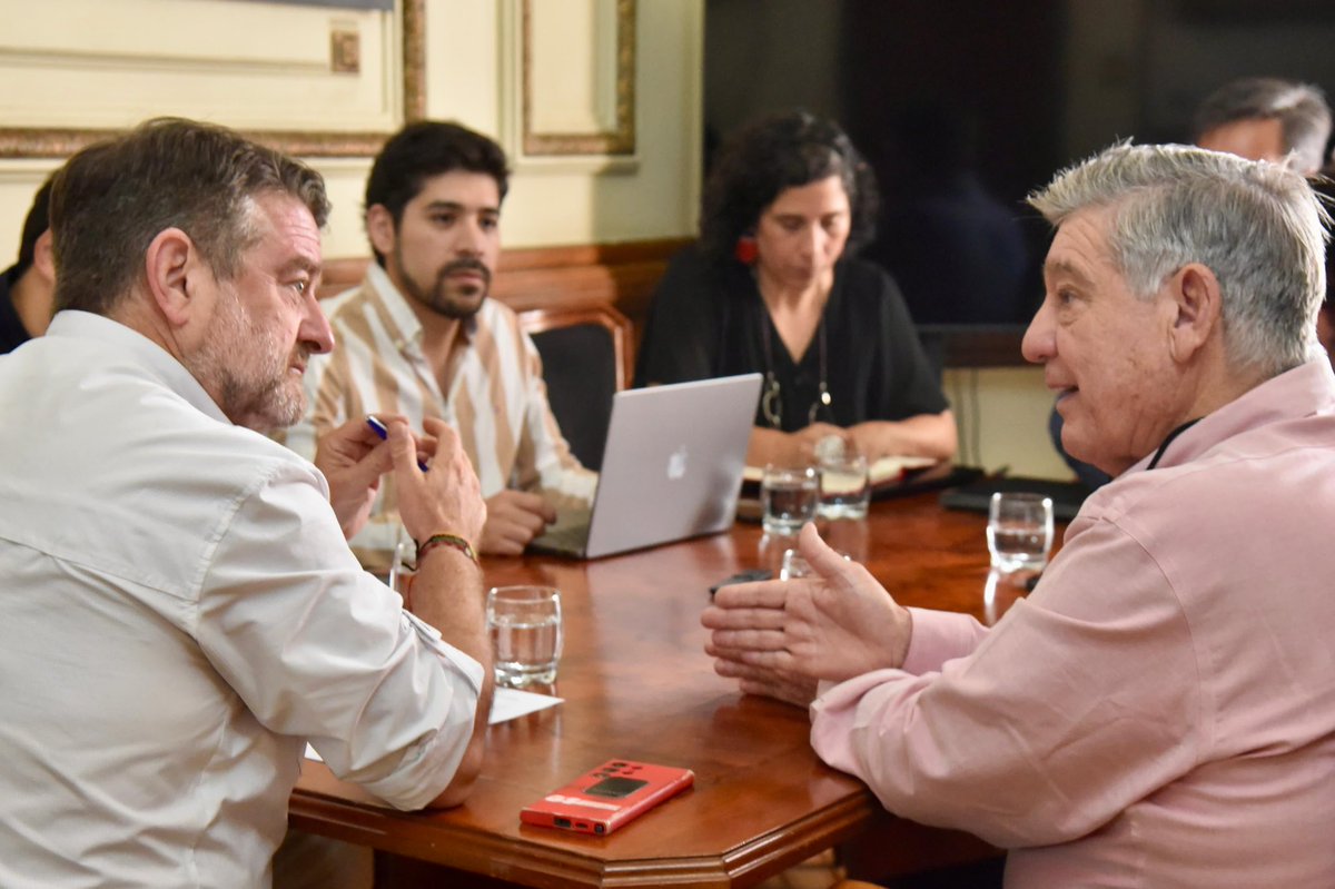 La escasez hídrica es el principal desafío ambiental de nuestra región. Hoy nos reunimos con la Primera Sección del Río Maipo para avanzar hacia un manejo integrado y sostenible de su cuenca. El agua es vida, y juntos debemos protegerla.💦