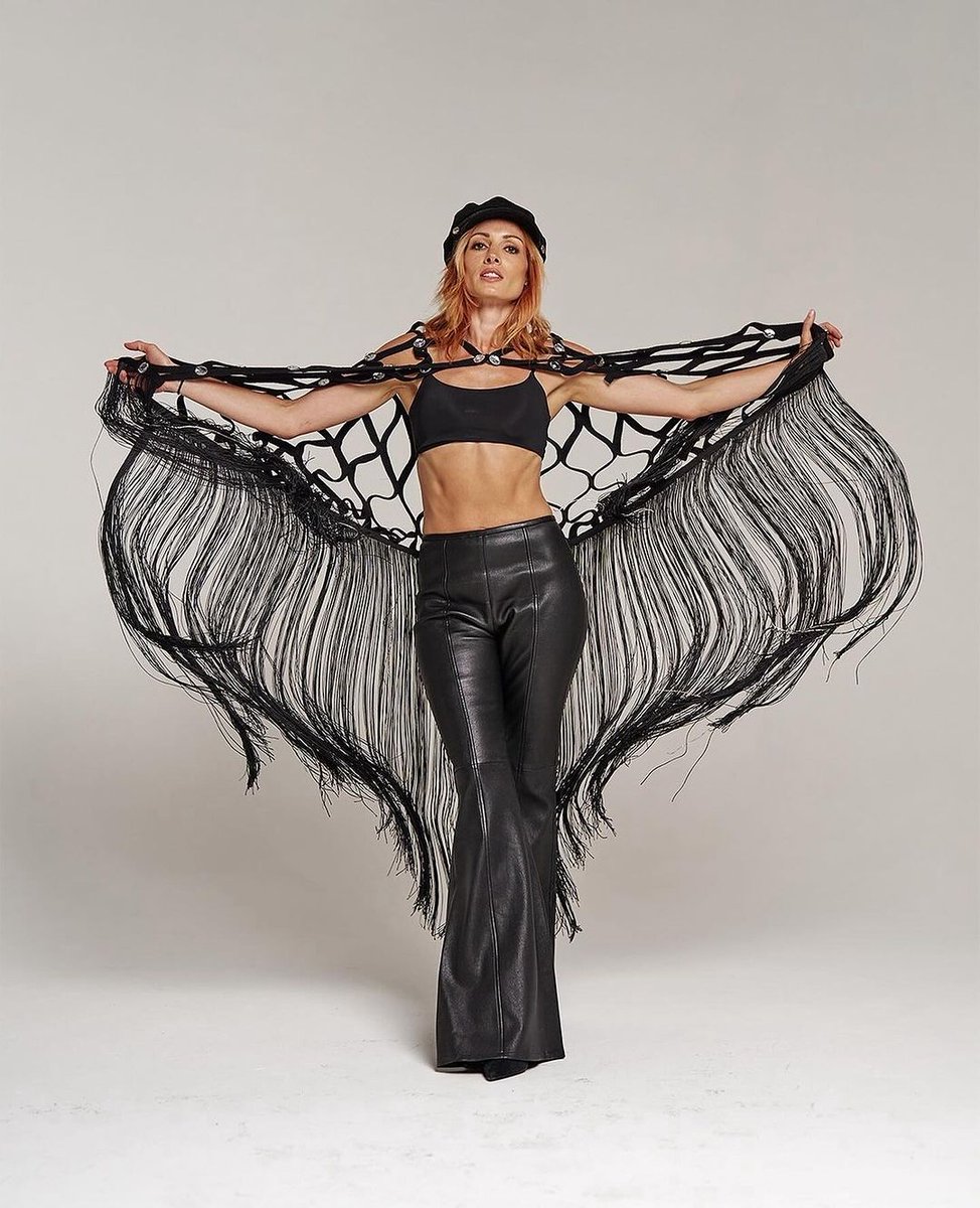 Becky Lynch (@beckylynch573) on Twitter photo 