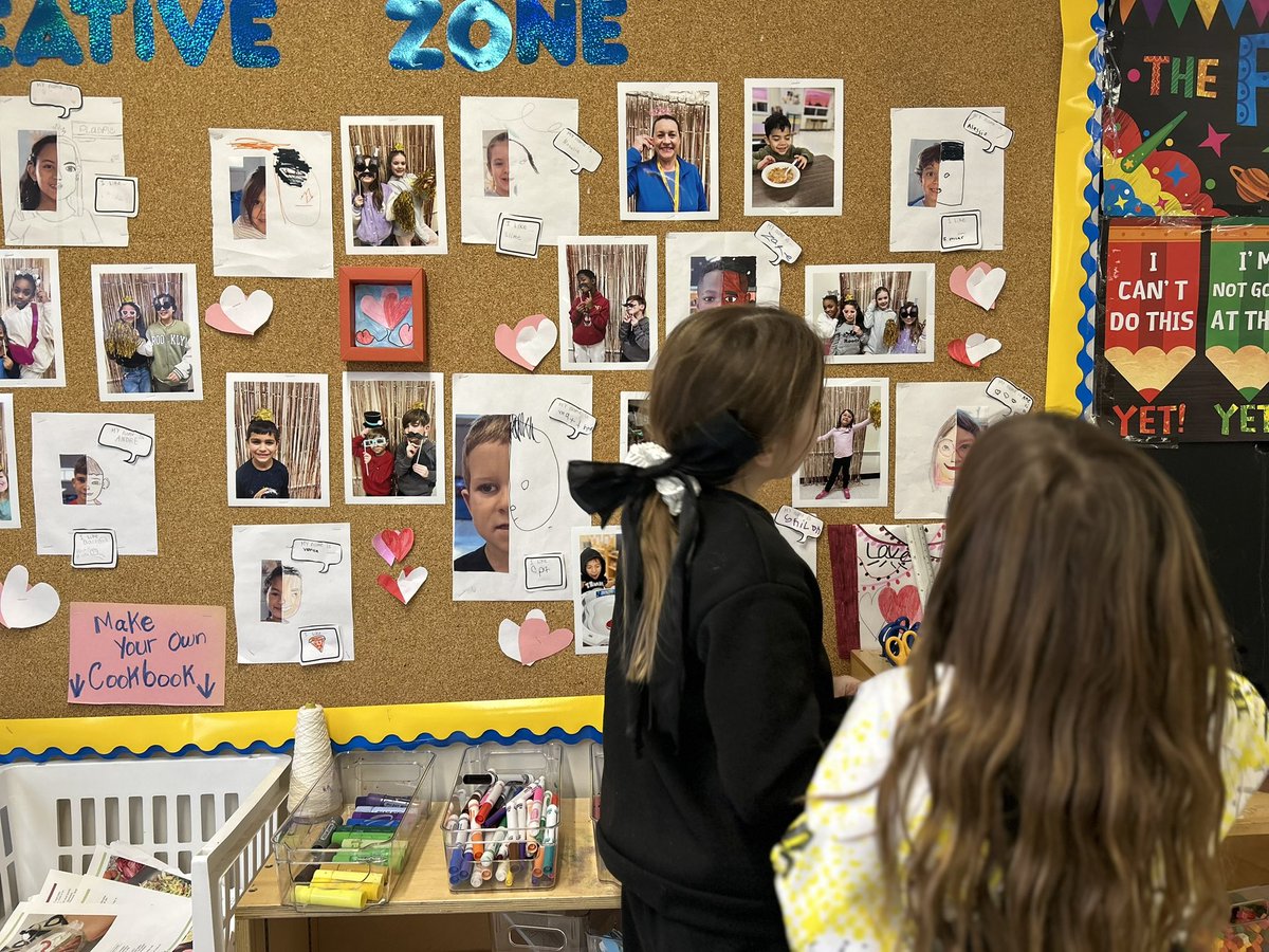 MsJiJionline's tweet image. We enjoyed looking at pictures of #PLASP moments placed on the wall