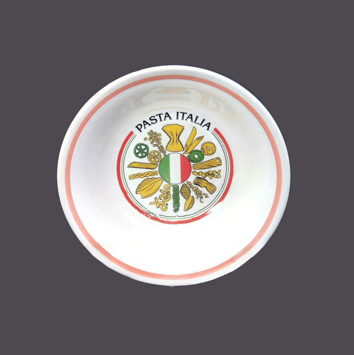 G97816960Girl's tweet photo. Excl for Himark hand-painted Pasta Italia round pasta serving bowl made in Italy. https://t.co/tyt1N7ET4U via @Etsy #BuyfromGroovy #antiques #tableware #tabledecor #pastanight #pastabowl #Himark #HimarkPastaItalia #PastaItalia #Exclpasta #etsysellers https://t.co/8IDRR8u3Ee