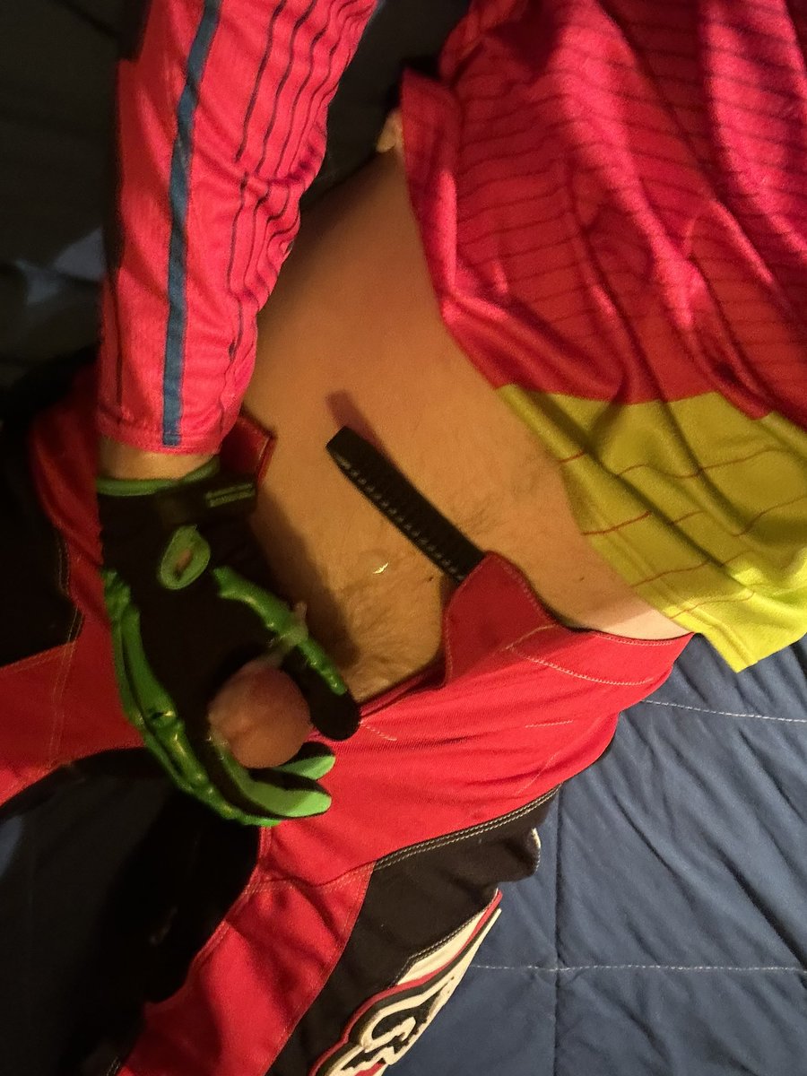 BoxersFun's tweet photo. Fox motocross gear boner, jerkoff and cum
Like it?
#mxgear #gearfetish #motocross #motocrossfetish #mxfetish #gaykink
#gayfetish #stroking #jerkoff #jizz #cum #jerking #moaning #heavybreathing #cock #gaytop #cumshot #hardcock #batebro #foxfetish #batewithme #jackoff #mx #gloves https://t.co/Q5slacnSxV