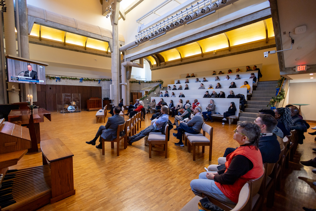 EmoryUniversity's tweet photo. This past Thursday Emory faculty, staff, students and community members gathered at Cannon Chapel to watch the televised memorial service for President Jimmy Carter together and to share their memories and reflections. https://t.co/8yDyyz1Hue #CarterAtEmory https://t.co/gozZYrPowA