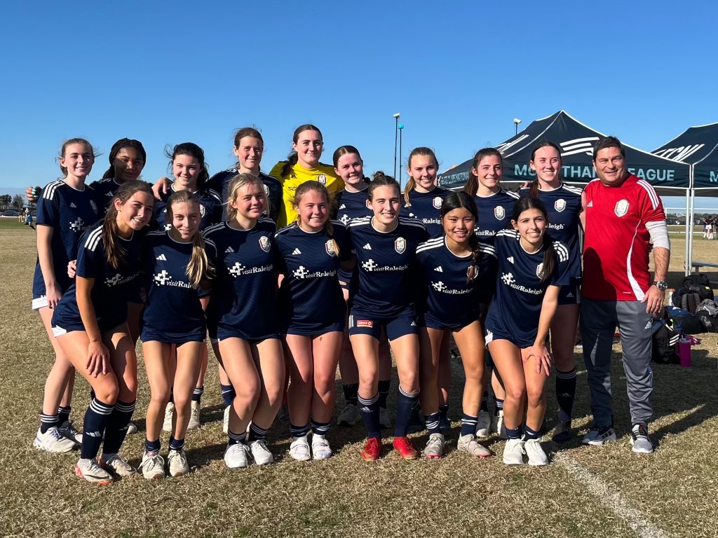 Congratulations to 06/07 ECNL NL on going undefeated at the ECNL Florida event. The team defeated Pipeline (3-2) and Eastside FC (1-0). Today they drew 3-3 against a quality Ohio Elite side - great job team! What a way to finish the season!