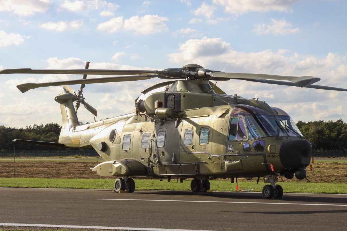#MerlinMonday with <a href="/Forsvarsmin/">Forsvarsministeriet/Danish MoD</a> at <a href="/AirForceDays/">Belgian Air Force Days</a> with their #AW101 MK512

#AW101 #EH101 #MerlinHelicopter #Merlin #Helicopter #avgeek