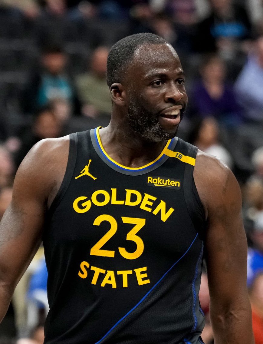 TheDunkCentral's tweet photo. Draymond Green says only bad teams mortgage their future for win-now moves

“The beautiful part about being in the space that we're in is, Steve Kerr, Steph Curry and myself all disagree with mortgaging off the future of this organization, saying that we're going for it right now. Bad teams do that. Bad organizations do that. We're not neither one.”

(Via @VinceGoodwill / https://t.co/ONn4UrdLwQ)