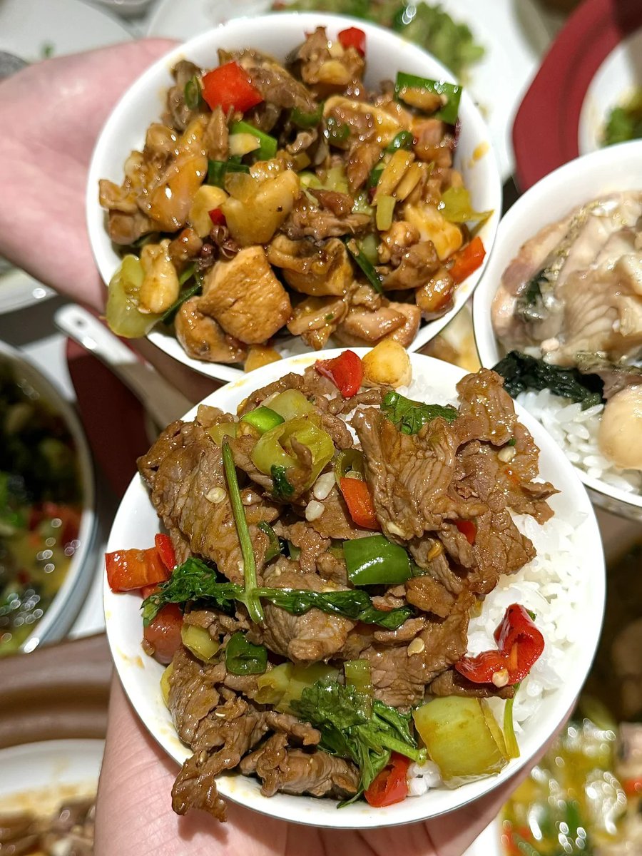 binhaifulong's tweet photo. Sautéed with a full burst of fireworks flavor, the 【Sautéed Sliced Beef】 #SautéedBeef #FireworksFlavor #ChineseCuisine #DeliciousDish #Foodie #CookingLove #BeefLovers #StirFry #HomeCooking #TastyTreats #互fo https://t.co/3zR7YjzDNU