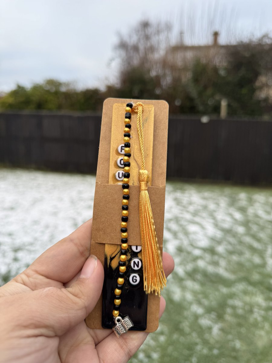 boundandbeaded's tweet photo. New product release 🚨 fourth wing bookmark in preparation for onyx storm. The rest of the trilogy will be uploaded later #empyreanseries #fourthwing #etsyshop link in bio 🥳 https://t.co/tctNYjTb5U