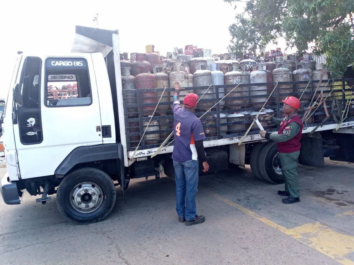 GJ. Domingo Hernández Lárez tweet media