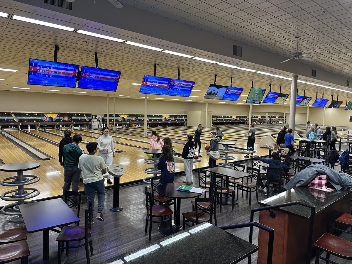 Dr. Laura Pawlak, Ed.D. (@lcp2002) on Twitter photo Barrington Middle School Bowling kicks off the season today! <a href="/Prairie220/">BMS Prairie Campus</a> <a href="/StationMS220/">Station Middle School</a> #theplacetoB Barrington Middle School Bowling kicks off the season today! <a href="/Prairie220/">BMS Prairie Campus</a> <a href="/StationMS220/">Station Middle School</a> #theplacetoB